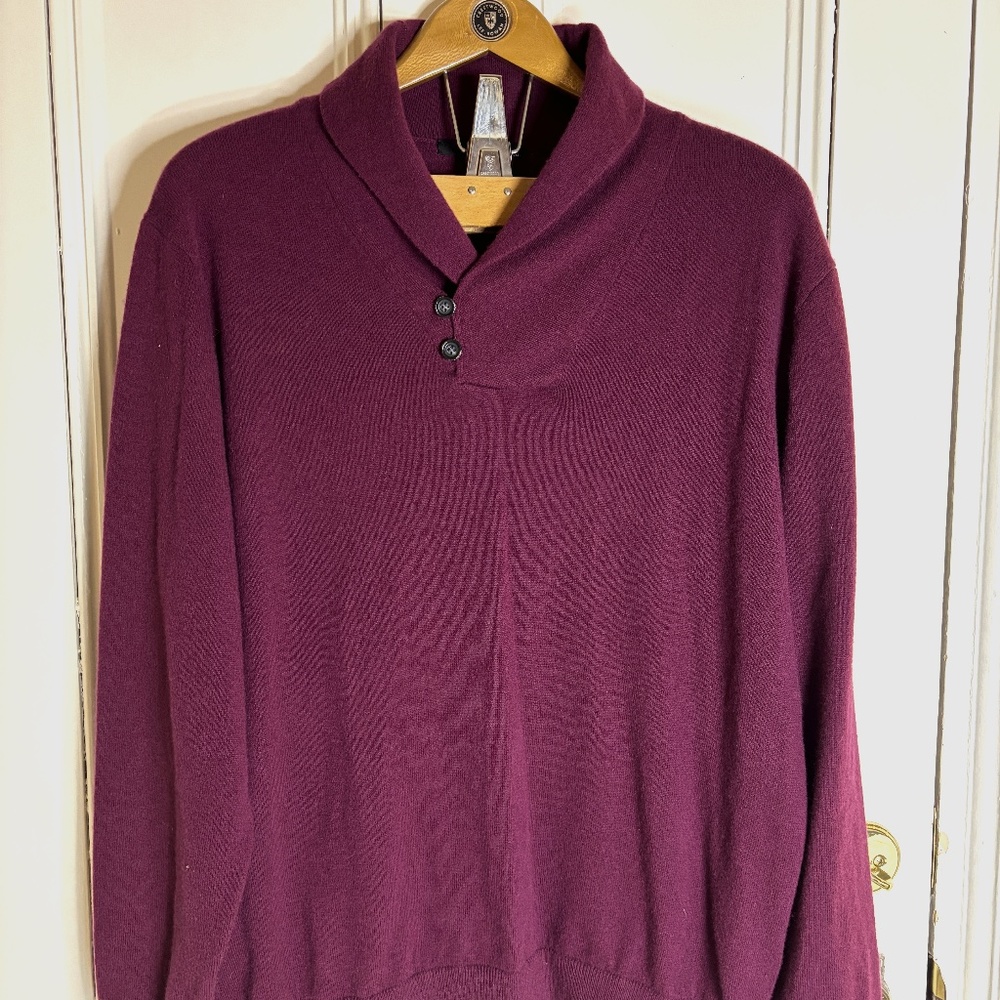 Size XL- Mens Greyson Cashmier Narragansett Sweater, Color- Hawkeye (maroon)